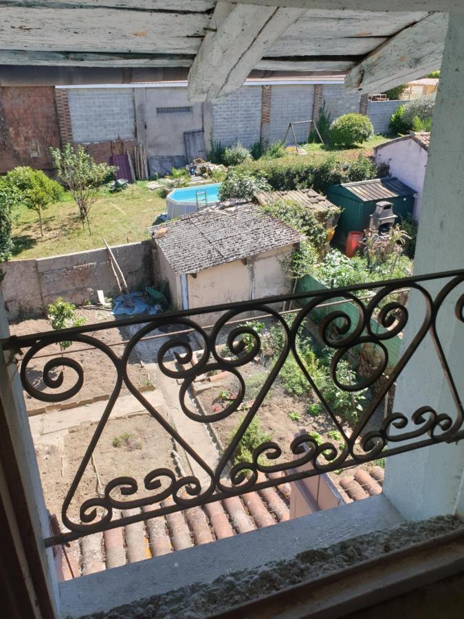 Petit Coin En Lomagne Pour La Nuit Apartment Beaumont-de-Lomagne Bagian luar foto